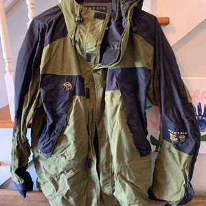 Mountain Hardwear Rain parka size M